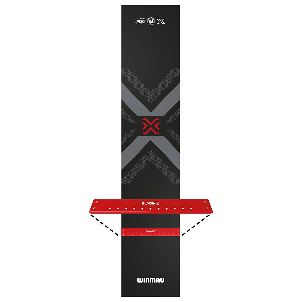 Tapis de fléchettes noir à motifs diagonaux gris en grand X et X rouge central. En haut, logos PDC et W ; en bas, « Winmau ». Ligne d'oche rouge amovible « BLADEX » avec repères de flèches et pointsillés.