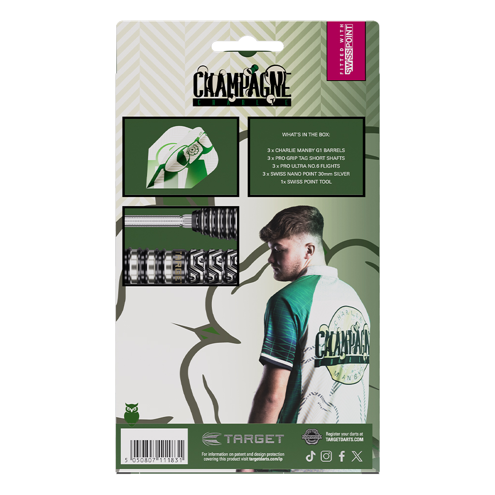 Verso de l'emballage du kit de fléchettes acier 95 % Target de Charlie Manby, montrant le joueur en t-shirt vert/crème avec le logo « Champagne Charlie ». Vues des corps tungstène 95 %, plumes Pro Ultra, et liste des composants.