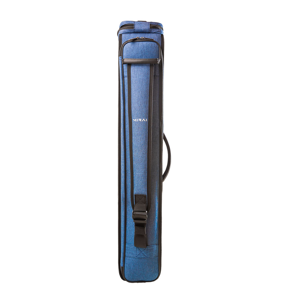 Sac de queue de billard souple Mirai bleu, à orientation verticale, en tissu texturé avec des détails noirs. Avec une poche zippée sur le dessus pour les accessoires, une poignée latérale et une bandoulière réglable. Peut contenir 3 fûts et 5 têtes.