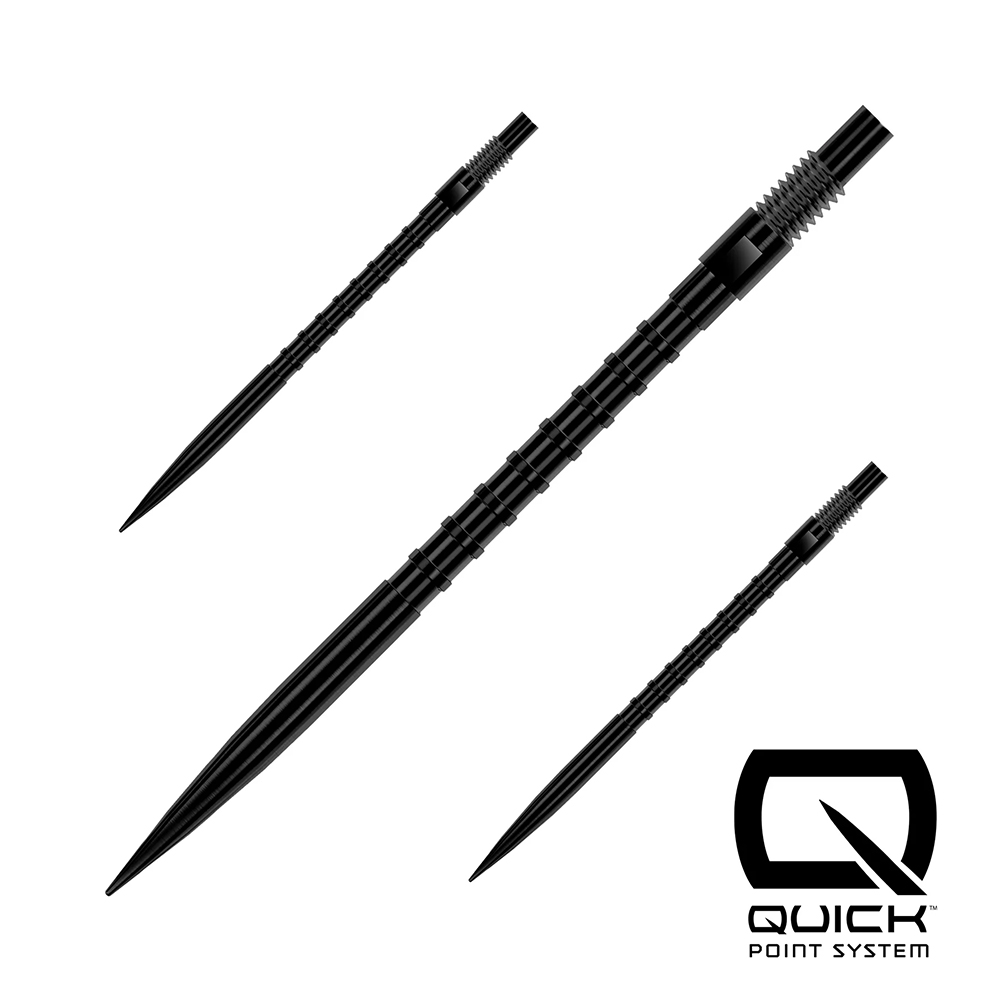 Drei schwarze Harrows HM Grip Quick Points Dartspitzen auf weißem Hintergrund. Eine große Spitze mittig mit gerillter Basis und ringförmigen Rillen am Schaft, zwei kleinere schräg daneben. 40mm, zum Einschrauben.